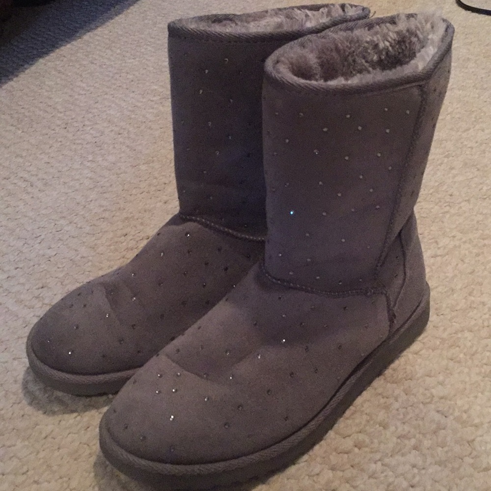 Ugg like boots